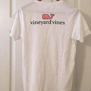 Vineyard Vines T-shirt